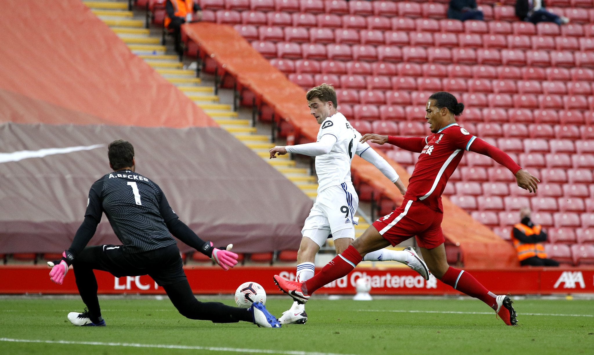 歐足聯在面 歐足聯在面